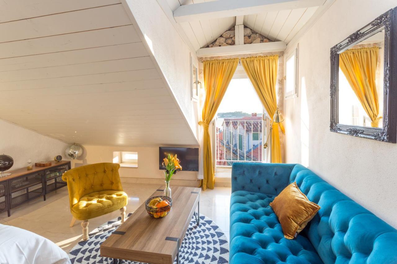 חוואר Lola Apartments - Zf Hvar מראה חיצוני תמונה